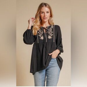New Hem & Thread Women's Black Embroidered Long Sleeve Shirt Tunic Small S
